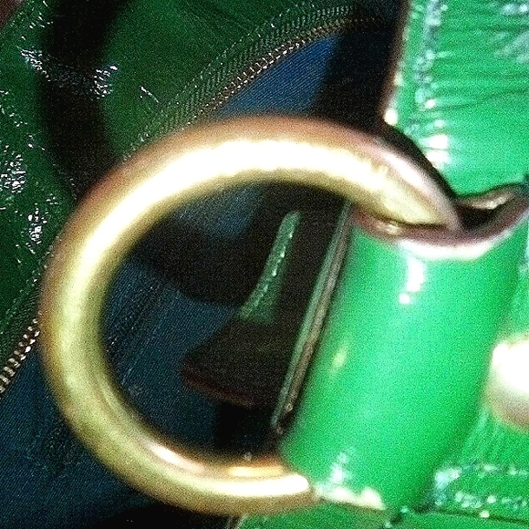 Coach Emerald Green Vintage Purse - Picture 6 of 6